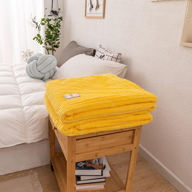 Bonenjoy Bed Blanket Green Color Soft Flannel Blanket